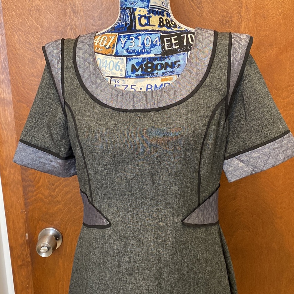 Bcbgeneration Dress Size Medium - image 2